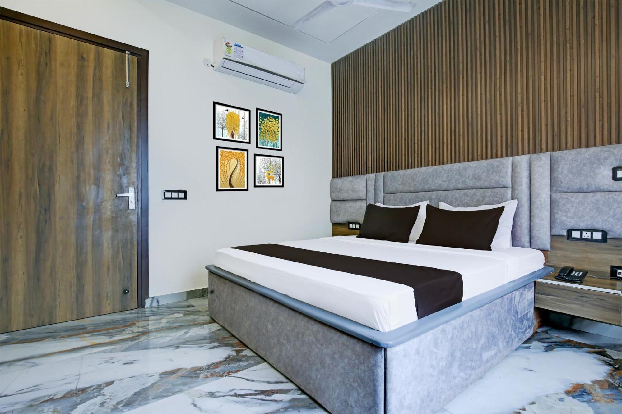 Hotel O Platinum Zirakpur Экстерьер фото
